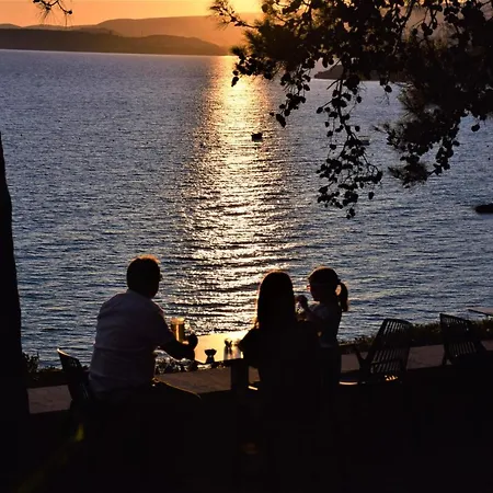 Chelmis Mary's Argostoli (Kefalonia)